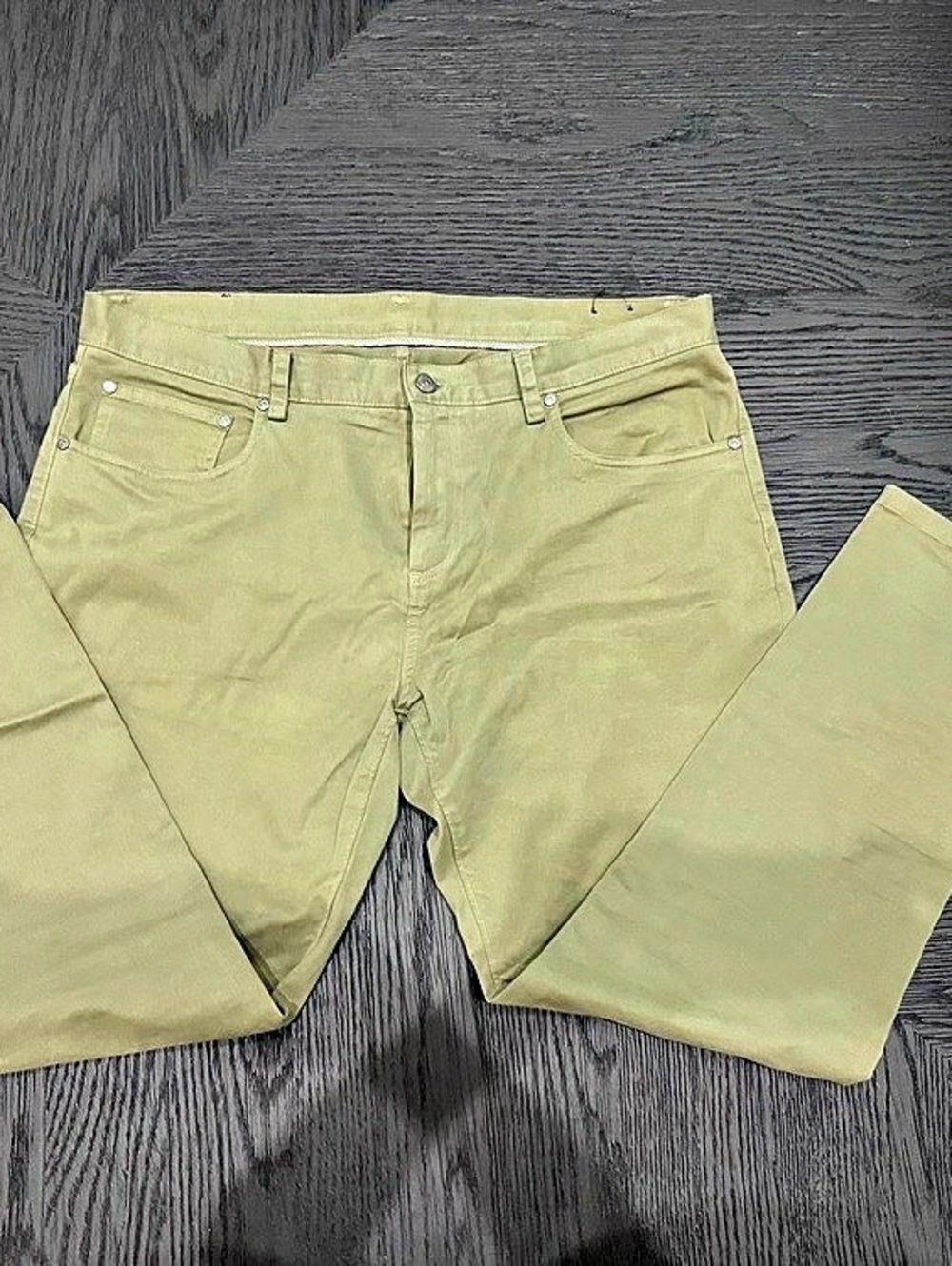 Men's Chinos in Green Like New